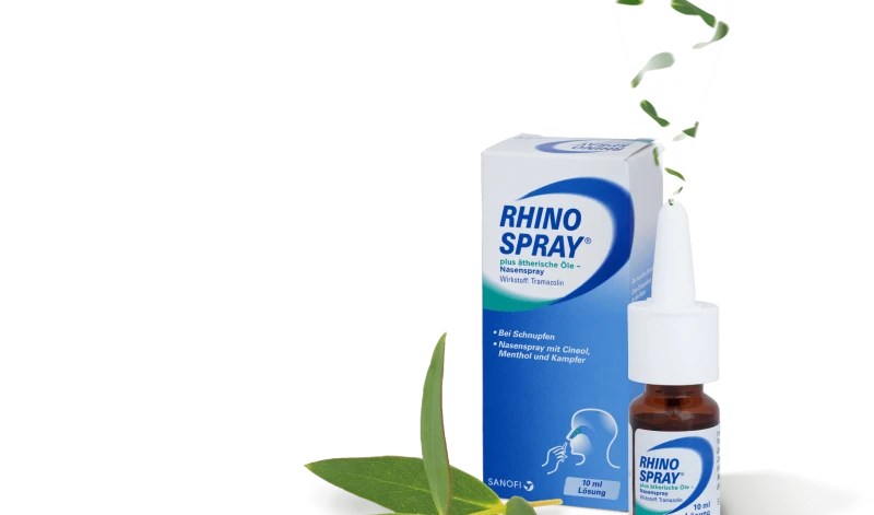 Rhinospray neben Verpackung und Eukalyptusblatt